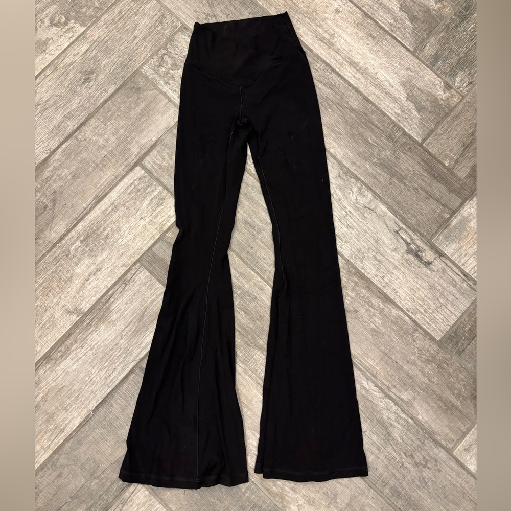 offline by aerie cross over black leggings